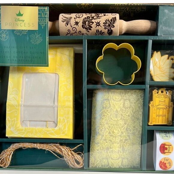 Tiana Baking Gifting Set The Princess & the Frog NEW Disney Orleans Dessert - Picture 1 of 5